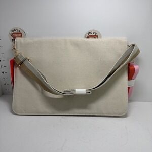 Noted by Post-it Hybrid Laptop Messenger Bag with Two Removable Straps